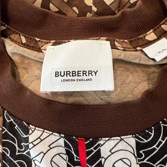 Burberry Unisex Brown and Black Patterned Short Sleeve Tee - Picture 2 of 6